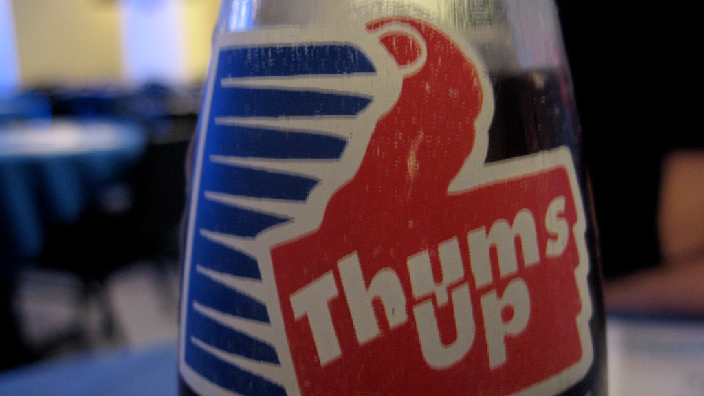 thums up