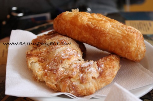 croissant aux amandes
